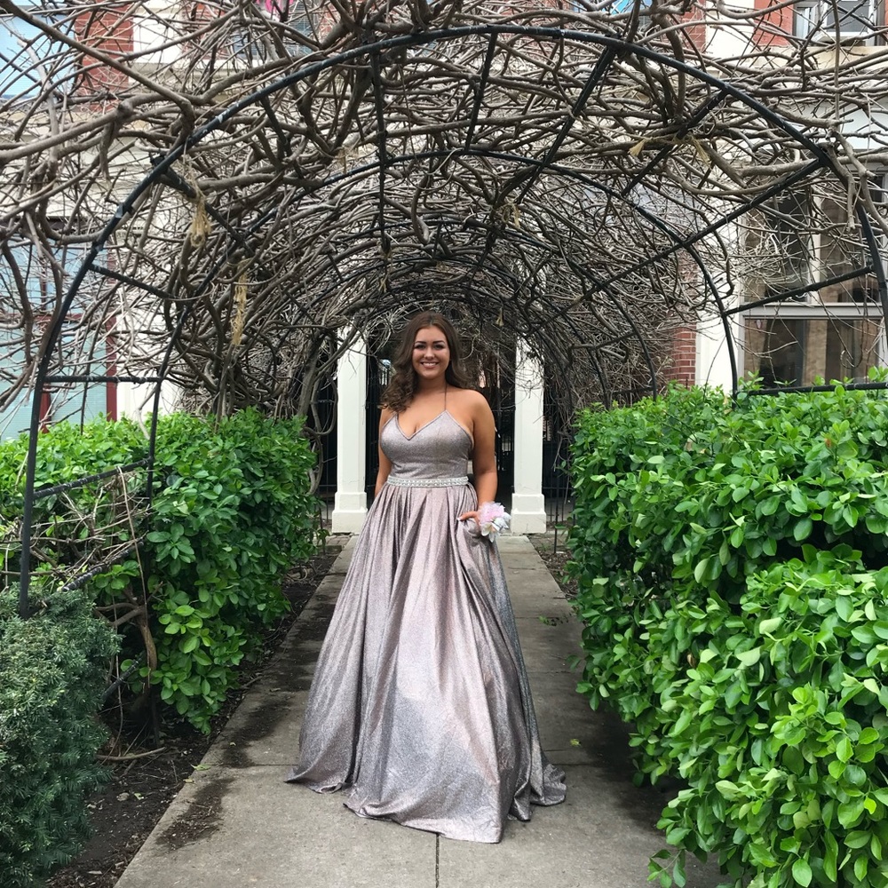 Beautiful Prom Dress size 14